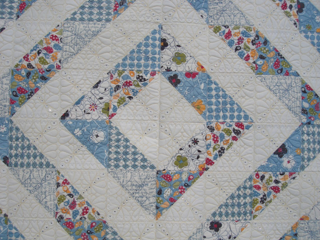 "Raising Daisies" - Alayna Quilt