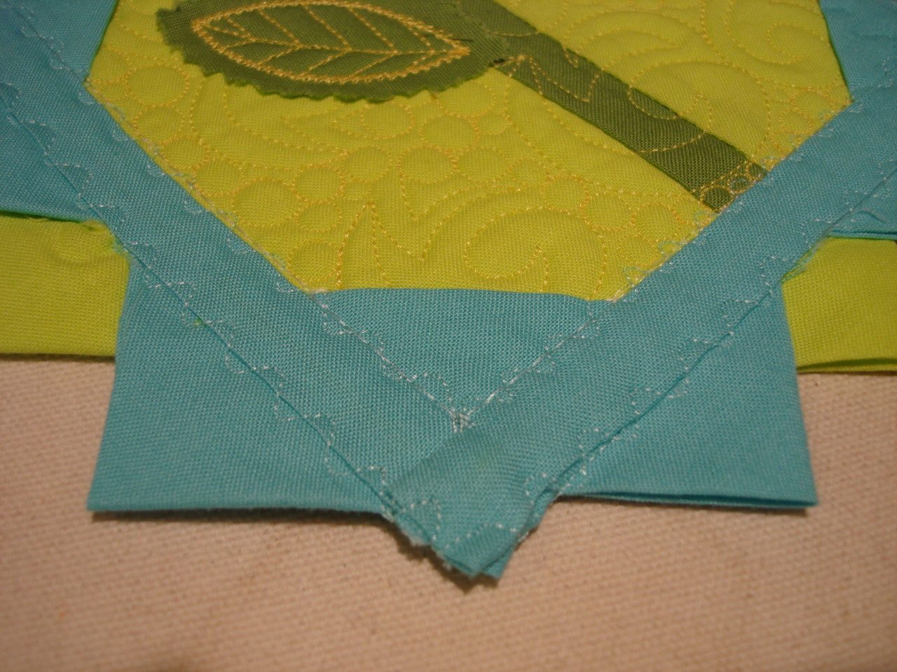 Add a continuous pairie point border to any quilt!