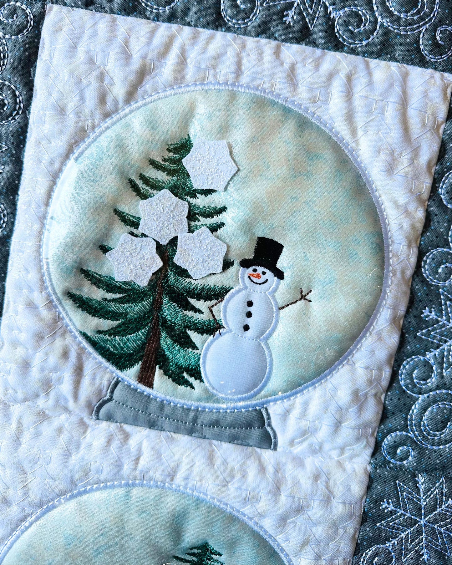 Snow Globe Wall Hanging - Digital Download