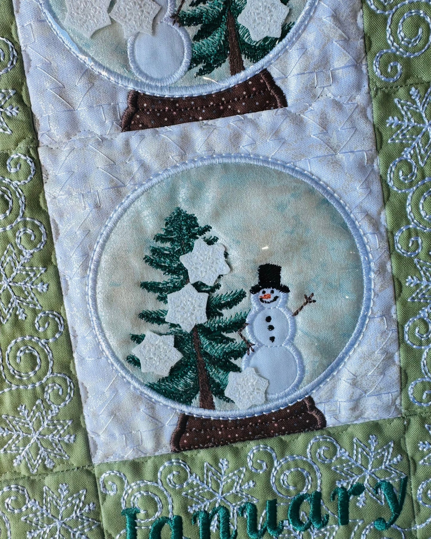 Snow Globe Wall Hanging - Digital Download